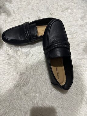 London Fog Black Pebble Leather Slip-On Loafers